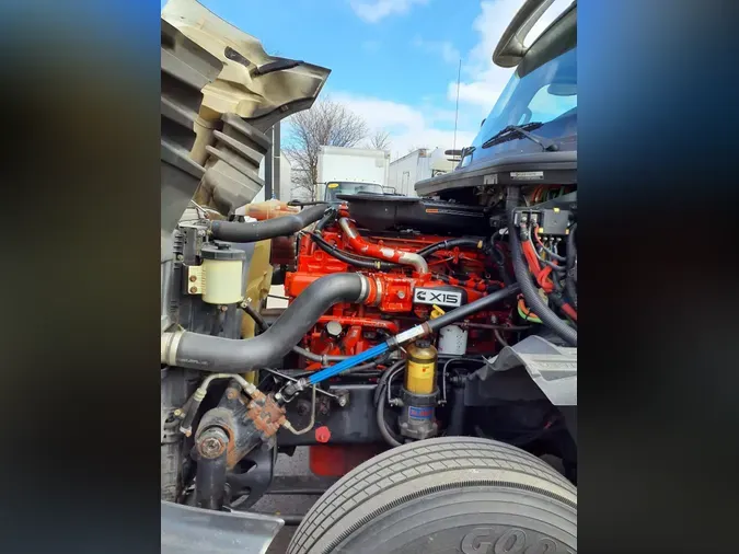 2020 NAVISTAR INTERNATIONAL LT625 SLPR CAB