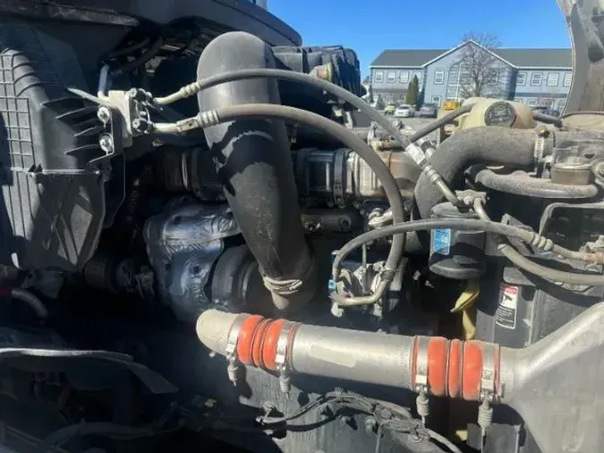 2019 Freightliner New Cascadia 126bdef472b95ce2718b58f1f18df1a3bfe