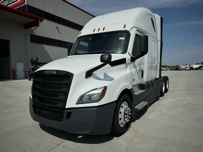 2023 Freightliner Cascadia&reg;