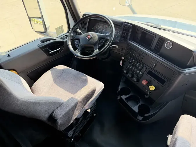 2023 International LT625