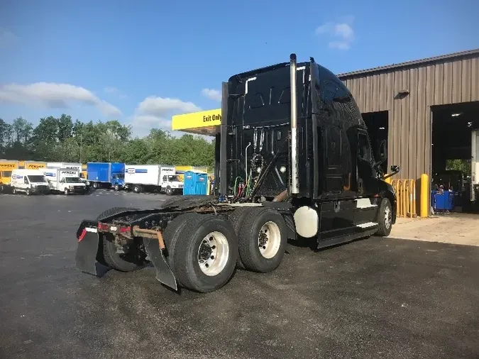 2019 Freightliner T12664ST