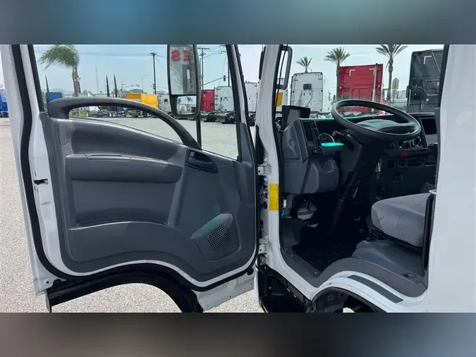 2021 ISUZU NPR-XD