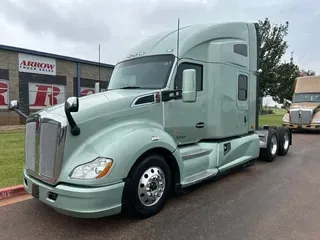 2021 KENWORTH T680