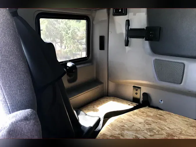 2022 INT LT625 6x4
