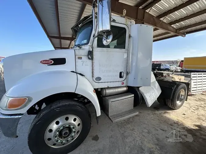 2016 PETERBILT 337