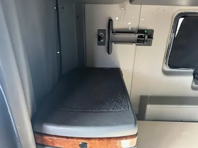 2022 International LT625