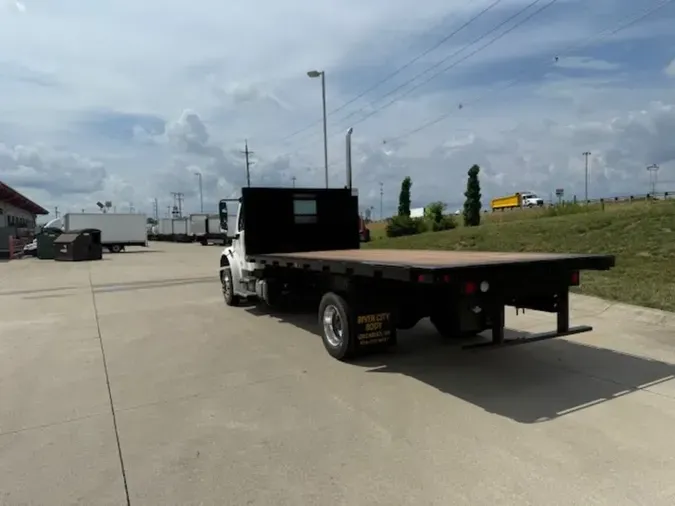 2019 Freightliner M2 106