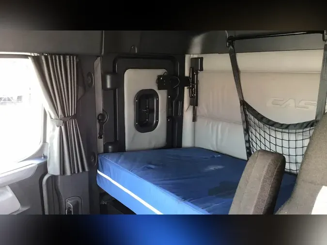 2021 Freightliner Cascadia 126
