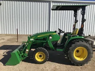 2019 John Deere 3032E