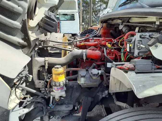 2019 FREIGHTLINER/MERCEDES M2 106