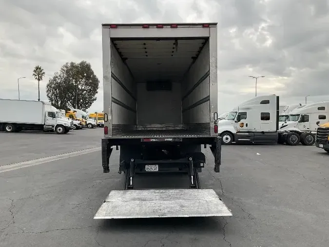 2017 Freightliner M2