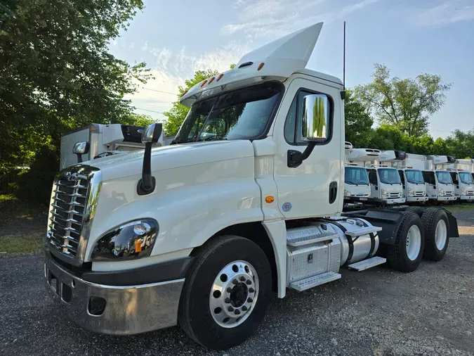 2017 FREIGHTLINER/MERCEDES CASCADIA 125be10a742031b3cc1a7f4562b93dea7f2