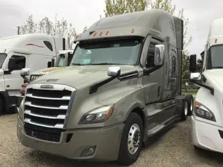 2020 FREIGHTLINER CA126
