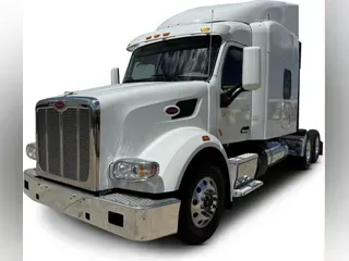 2022 Peterbilt 567