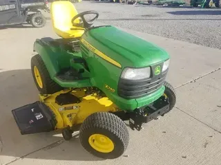 2012 John Deere X740