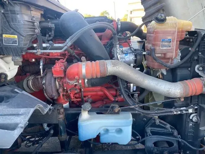 2019 International LT625