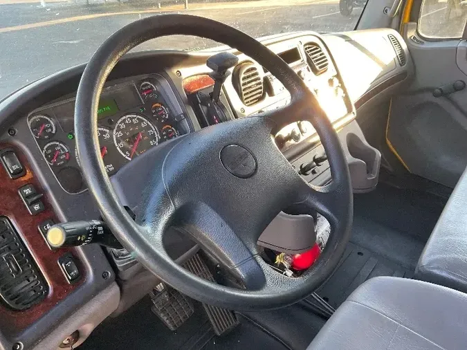 2019 Freightliner M2