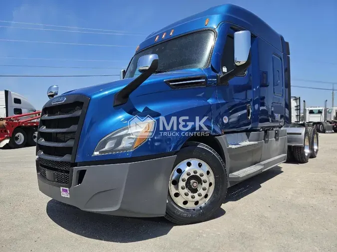 2021 FREIGHTLINER Cascadia 126be24ac4c30cd8920c3b76bf49b433996