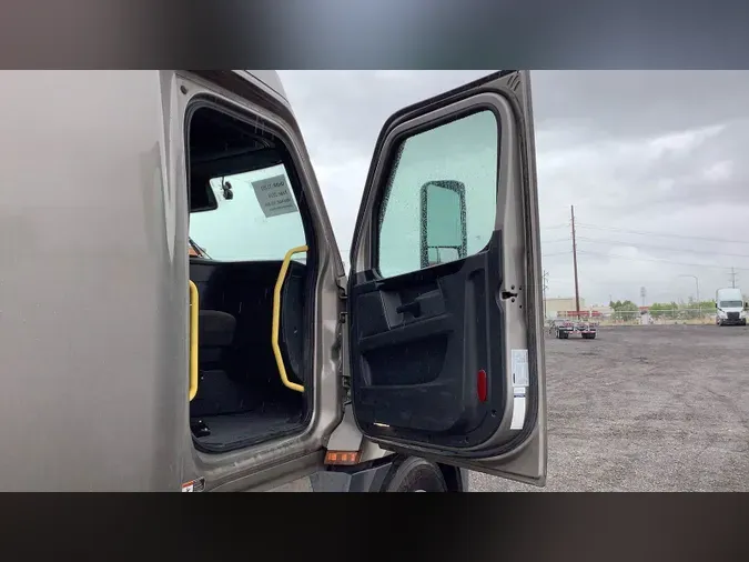 2024 Freightliner Cascadia