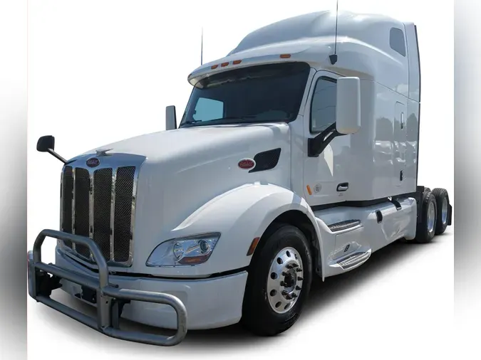 2022 Peterbilt 579be2b3afc95cca5cf023f2c80a7bb162d