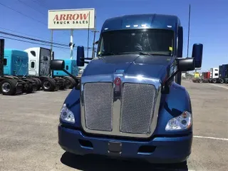 2022 KENWORTH T680