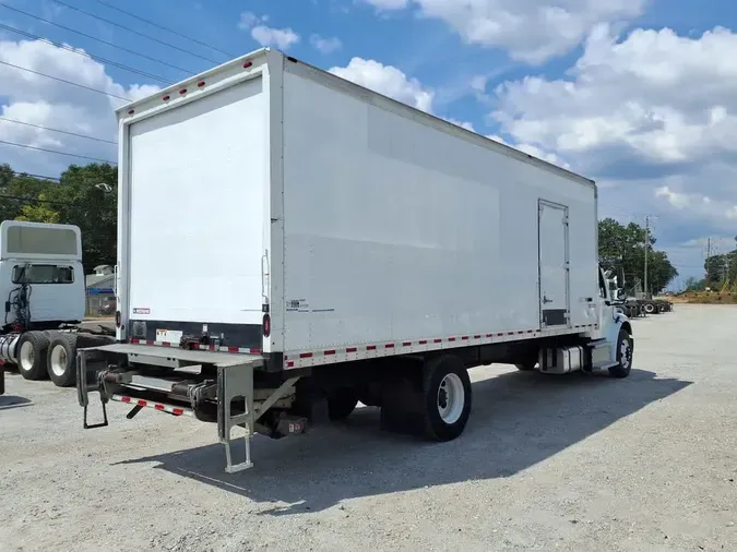 2019 FREIGHTLINER M2 106