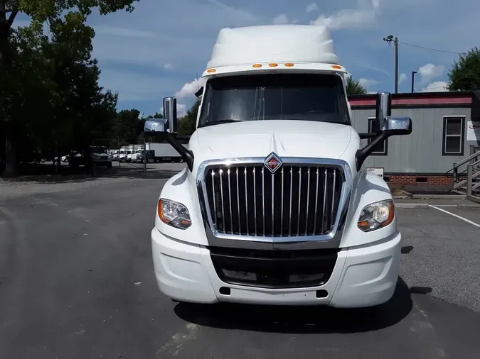 2019 NAVISTAR INTERNATIONAL LT625 SLPR CAB