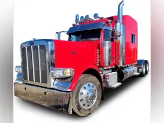 2023 Peterbilt 389
