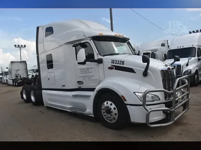 2022 PETERBILT 579