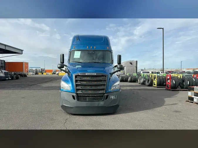 2022 Freightliner Cascadia 126