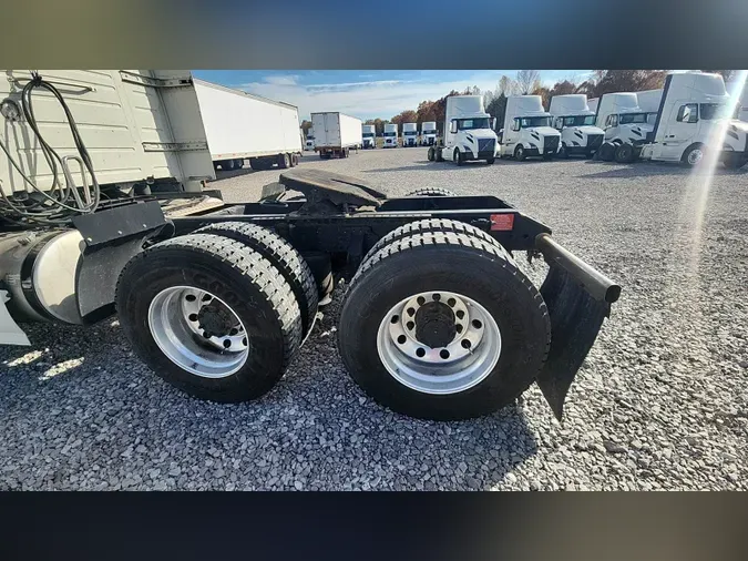 2020 Volvo VNR64T640be40f693772aced7bd454d4e39582155