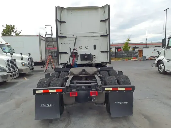 2019 NAVISTAR INTERNATIONAL LT625 SLPR CAB