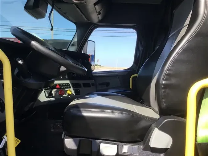 2021 FREIGHTLINER CA126
