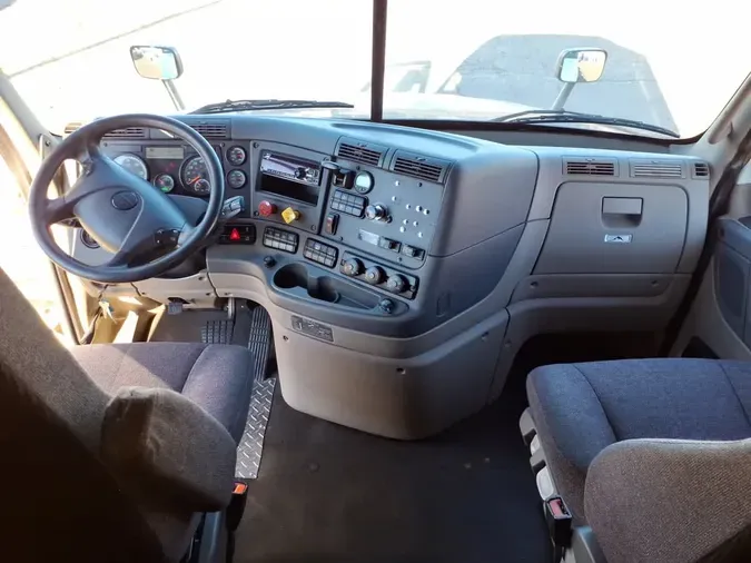 2020 FREIGHTLINER/MERCEDES CASCADIA 125