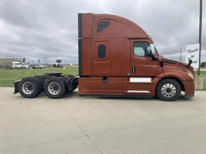 2019 Freightliner New Cascadia