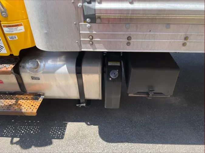 2019 Freightliner Business Class M2 106