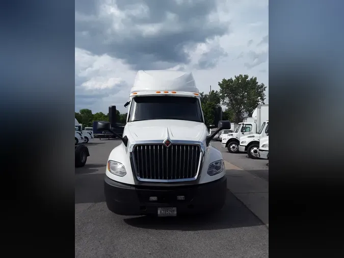 2020 NAVISTAR INTERNATIONAL LT625 SLPR CAB