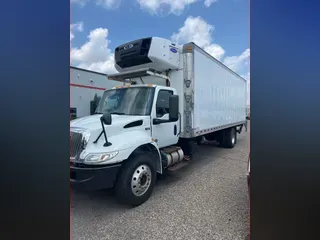2021 NAVISTAR INTERNATIONAL MV607 (4X2)