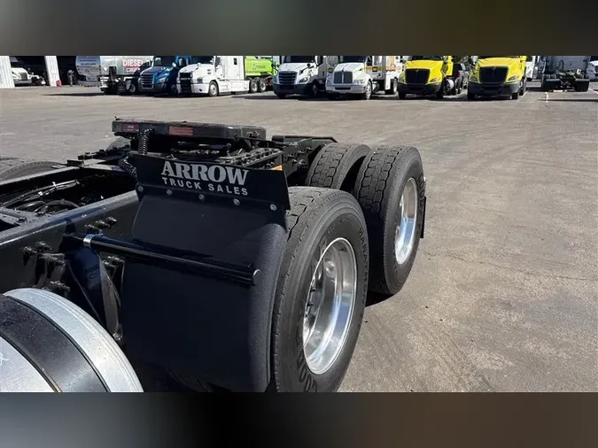 2019 FREIGHTLINER CA116