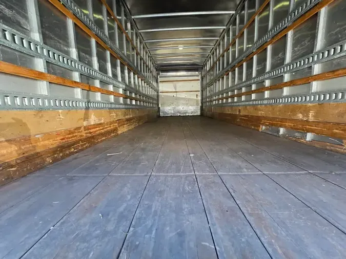 2019 FREIGHTLINER/MERCEDES M2 106