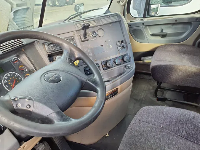 2016 FREIGHTLINER/MERCEDES CASCADIA 125