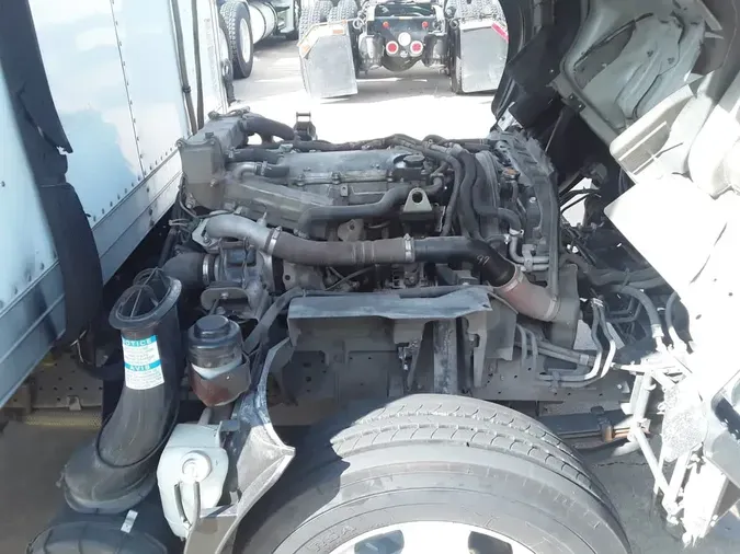 2018 ISUZU NPR
