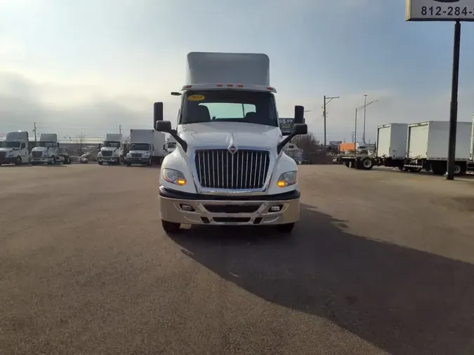 2019 NAVISTAR INTERNATIONAL LT625 DAYCAB T/A