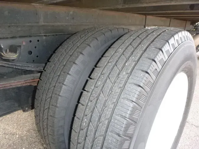 2022 Isuzu NPR-HDbe70cb1dd29f90784144f3e8f3ed5458