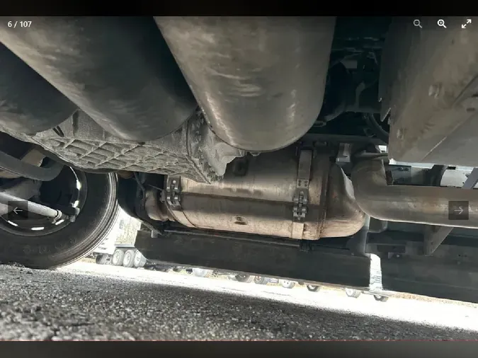 2025 VOLVO VNL64T760