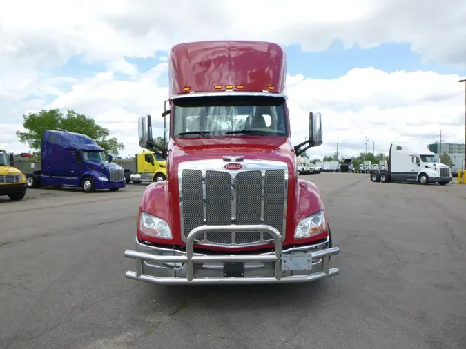 2022 Peterbilt 579