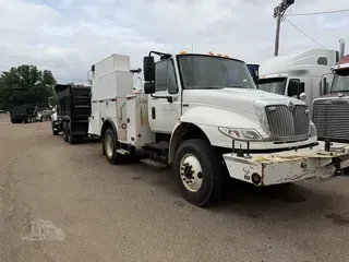 2013 INTERNATIONAL DURASTAR 4400