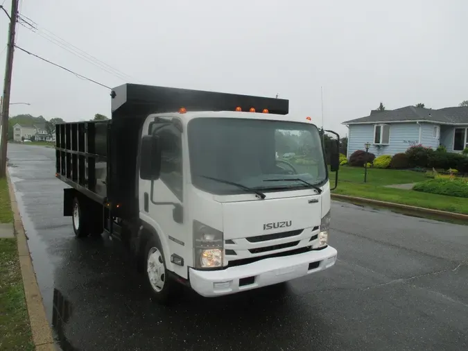 2016 ISUZU NQR