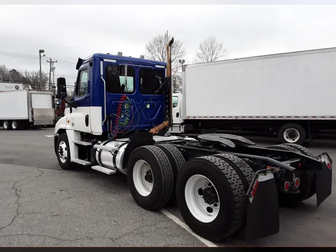 2019 FREIGHTLINER/MERCEDES CASCADIA 125