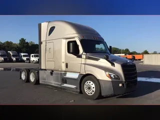 2023 Freightliner Cascadia 126